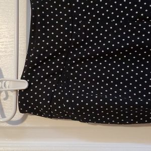 Westbound Petites Black and White Polka-dot Capris in 12P